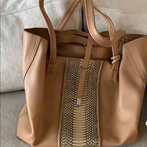 Vince Camuto tote